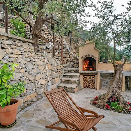 Ferienhaus U Spigu Nonna Annetta Nasino